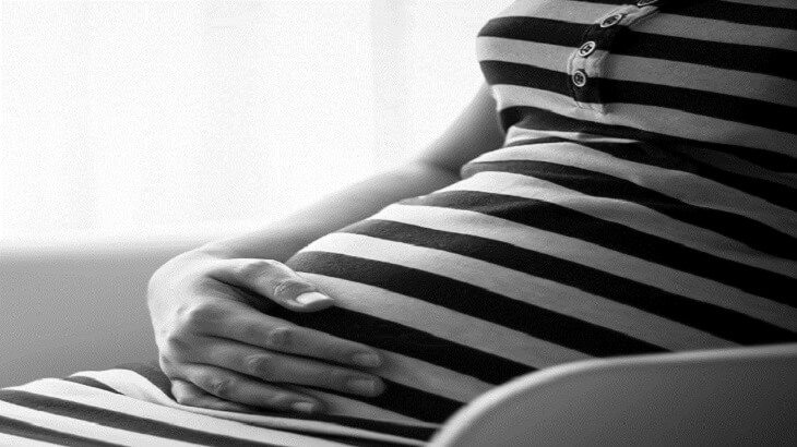 تفسير حلم الحمل للعزباء بالتفصيل